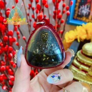 泰国 阿赞空撒南依b吊坠