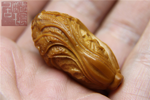 橄榄核雕白菜文玩手工核雕单颗百财挂坠手机链把件手串配饰包邮