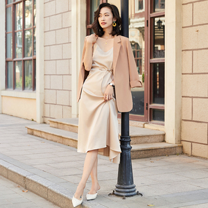 韩国白色西装外套女醋酸气质薄款韩版雪纺小西服加裙子职业套装秋
