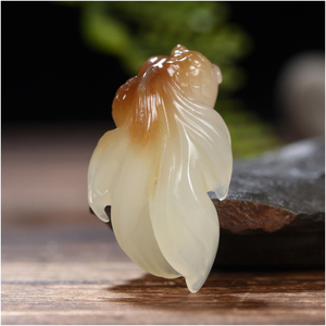 玉石缘【年年有余7g】新疆和田且末糖苏工精雕小金鱼男女款小吊坠