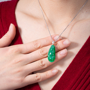 【福气肉嘟嘟】天然缅甸翡翠老坑满绿四季豆荚吊坠18k金21