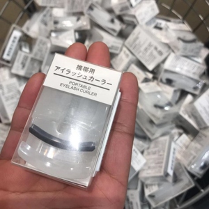 日本muji无印良品睫毛夹便携式小型眼睫毛卷翘器持久定型经典款女