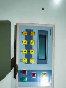 水冷柜机控制显示屏操作面板邦普DM500B冷水机组控制屏LY02C全新