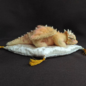 后续的礼物 沉睡的龙 手作手绘兽偶玩偶娃娃摆件毛绒玩具