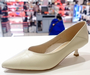 00hanruipifa2009淘宝comely康莉康丽女鞋2021秋国内代购浅口中跟