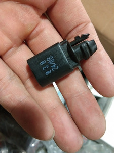 明锐车外温度传感器