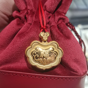 周大福宝宝金锁宝宝锁