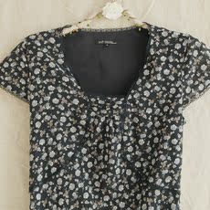 黑底 小碎花 连衣裙_黑底 小碎花 连衣裙