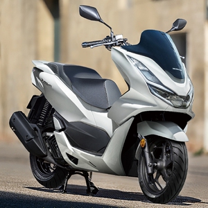 本田-进口国四电喷水冷踏板abs前后碟刹摩托车整车可上牌pcx160