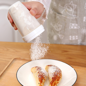 日本进口厨房撒面粉筛调料罐创意带孔撒粉罐烘培收纳盒小麦粉网筛