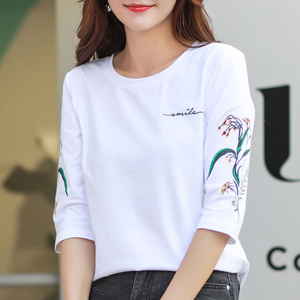 白色中袖上衣女七分袖2020年新款妈妈纯棉短袖t恤夏宽松半袖体桖