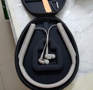 颈挂式蓝牙耳机包LG HBS-1010 920 SONY WI-1000X H700三星收纳盒