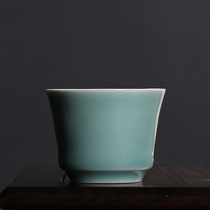 青瓷功夫茶杯龙泉弟窑陶瓷品茗杯单杯子闻香杯茶具小茶盏中式家用