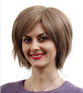 假发女短发挑染色