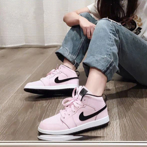 air jordan 1 mid aj1  女神樱花粉 中帮休闲篮球鞋女 555112-601