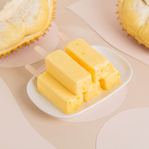 新松北手打榴莲冰淇淋爆浆泰国草莓冰糕清真食品网红雪糕夏日冷饮