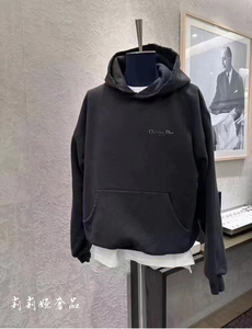 dior/迪奥23新款字母做旧印花破洞卫衣男女同款袋鼠式口袋连帽衫