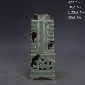 宋代龙泉窑青瓷点彩镂空琮式瓶做旧出土仿古瓷器古玩古董收藏摆件