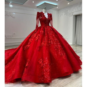 红色v领婚纱2024新款新娘重工奢华大拖尾宫廷风高端高级质感主纱