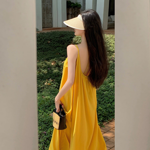 马尔代夫巴厘岛沙滩裙女三亚海边度假连衣裙超仙黄色性感露背长裙