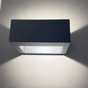 长方形户外壁灯