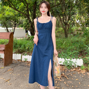 法式复古高级感气质开叉长裙大码女装夏季胖mm显瘦牛仔吊带连衣裙