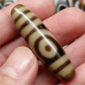 天珠至纯白化工艺西藏老矿玉髓如意二眼天珠天然千年原矿吊坠
