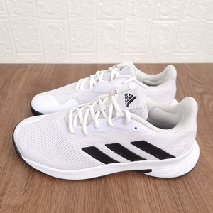 Adidas 阿迪达斯 男款经典百搭防滑耐磨运动训练鞋网球鞋 GW2984