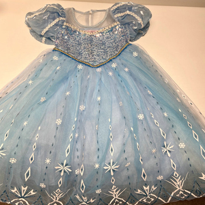 六一儿童节女童蓝色泡泡袖公主裙2-8岁宝宝超仙星星亮片礼裙长裙