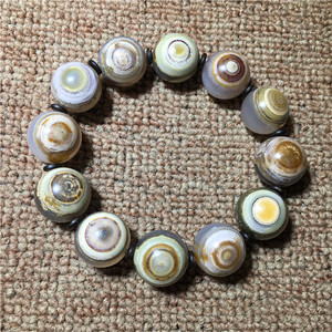 收藏级天然奇石戈壁玛瑙阿拉善俏色玛瑙眼睛石天眼圆珠手链推荐