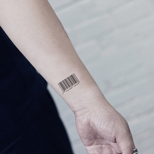 条形码纹身