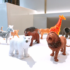 仿真野生动物模型12只玩具长颈鹿狮子北极熊宝宝认知动物园玩具