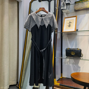 西米雪ydx12-9096法式娃娃领2021夏季新款拼接格子中长款连衣裙潮