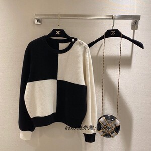 chanel/香奈儿 2020a/w款简约格子轻熟风黑白拼色羊绒毛衣针织衫