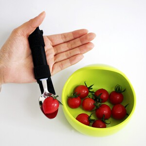 中风外伤失能儿童老年人进食辅助具腕袖带残疾人脊髓损伤进食器具