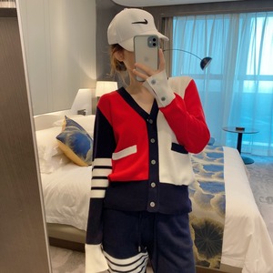 2021秋冬tb四杠红白拼色条纹休闲羊毛针织衫上衣女减龄网红小外套