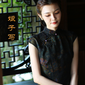 娘子写香云纱旗袍