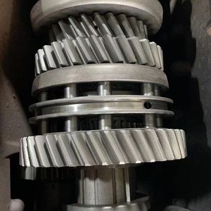 东风/万里扬五档变速箱