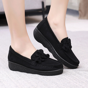 老北京布鞋女春秋新款软底舒适上班年轻防滑厚底2021年豆豆单鞋子