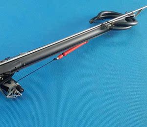 潜水鱼枪装备碳钎维鱼枪管射鱼箭双皮筋线轮渔猎打鱼