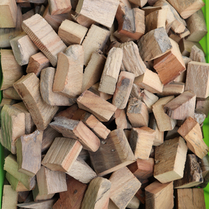 香樟木边角料小木头实木不规则形状老木料小木块衣柜木片碎料装饰