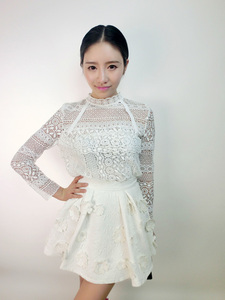 白色蕾丝上衣 子晴 韩国订单张雨绮同款套装名媛优雅套装