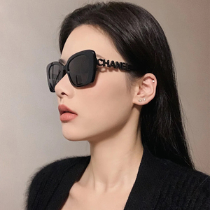 chanel香奈儿太阳镜李念同款板材超轻字母镶钻偏光墨镜方框ch5422