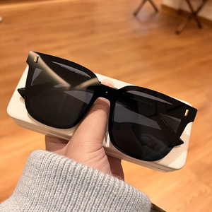 韩版潮夏季黑超高级感墨镜女长圆脸街拍防紫外线太阳镜时尚眼镜男