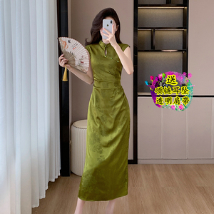 新中式年轻少女绿色改良式旗袍小礼服轻奢名媛褶皱提花连衣裙长裙