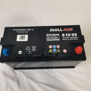 适用保时捷卡宴电瓶cayenne 帕拉梅拉911玛卡macan agm启停蓄电池