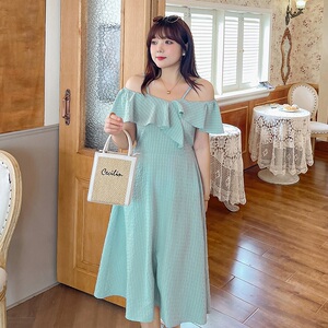 微胖连衣裙夏遮肚子一字领甜美初恋仙女裙重工大码显瘦200斤裙子