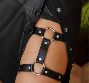 274人付款淘宝白色皮带大腿环女可调节日系性感腿上绑带cos遮疤饰品