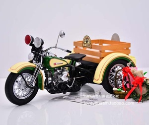 富兰克林 1：10 1947年哈雷三轮摩托 圣诞版 绿色 合金摩托车模型
