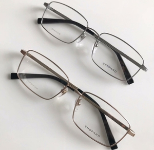 CHOPARD肖邦VCHF61J男款商务眼镜框纯钛超轻可配近视镜 56-17-145